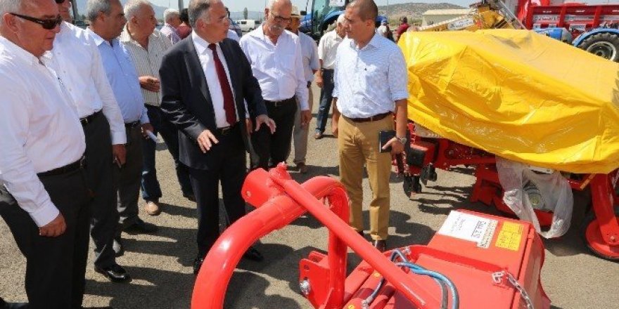 Selçuklu çiftçinin yüzü yeni makinelerle güldü