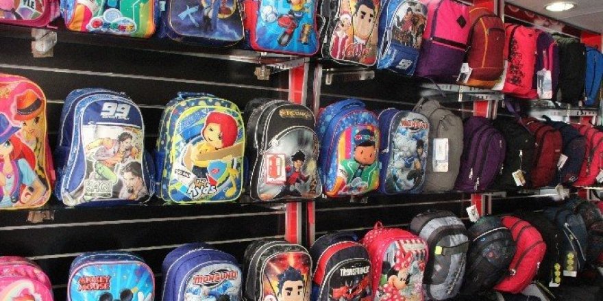 Ağır okul çantalarına dikkat