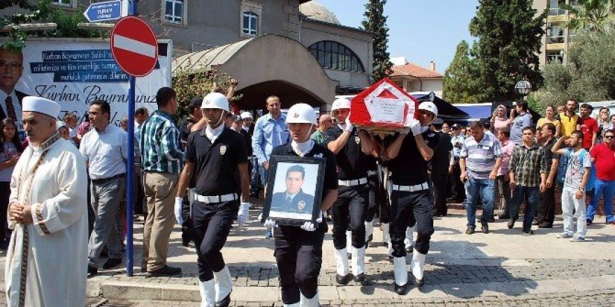 Manisalı şehit polise son görev