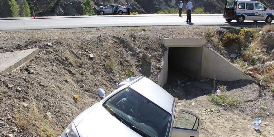 Erzincan'da trafik kazası: 9 yaralı