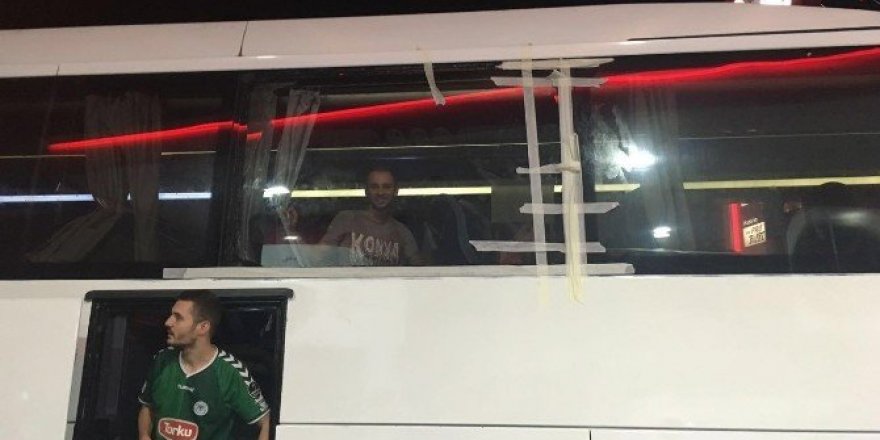 Konyaspor taraftarına taşlı saldırı