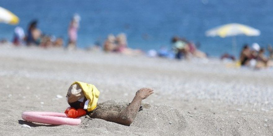 Antalya bayramı sahile taşıdı