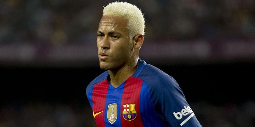 Barcelona, Neymar’ın sözleşmesini 2021’e kadar uzattı