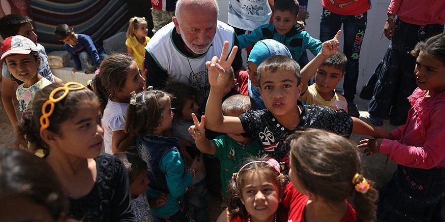 Suriyeli yetimlere Türkiye'den kurban eti yardımı