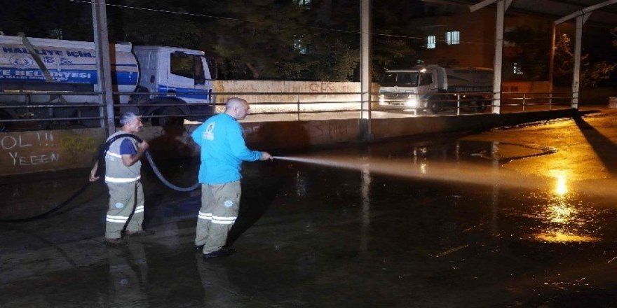 Haliliye Belediyesi, kurban kesim yerlerinin hijyenini sağlıyor