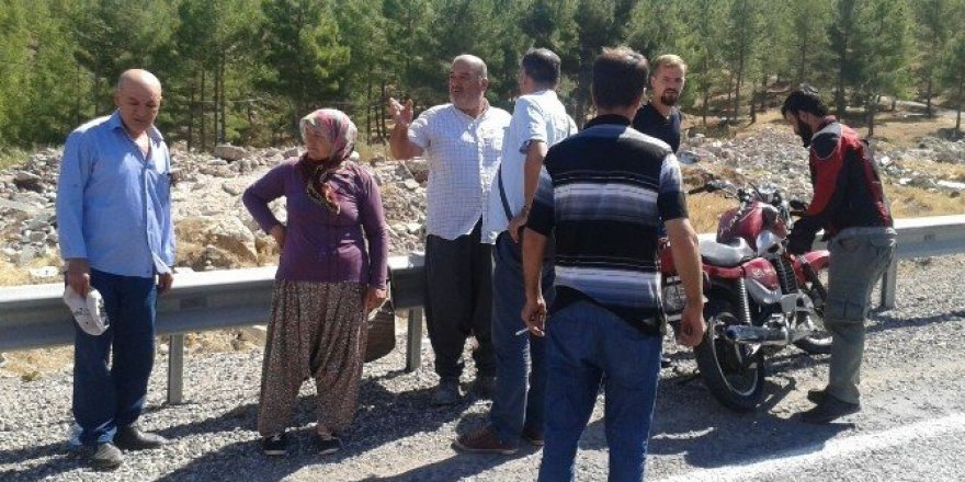 Motosiklet takla attı: 1 yaralı