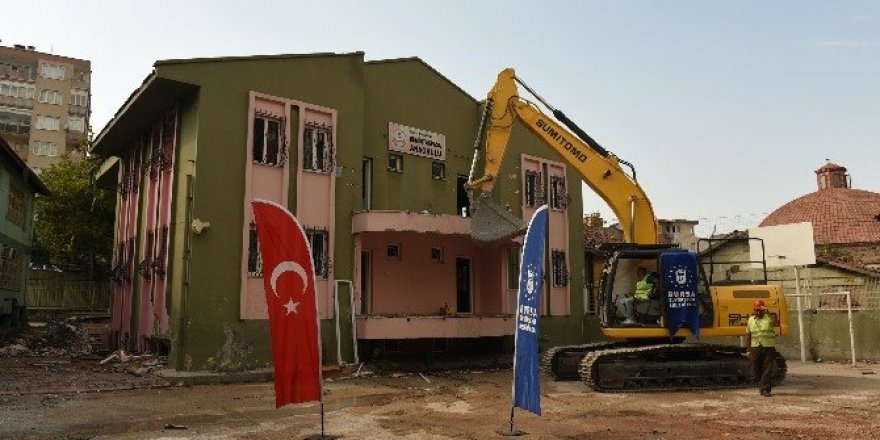 Demirtaşpaşa İlköğretim Okulu yenileniyor