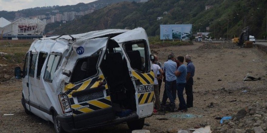 Trabzon’da bayram dönüşü trafik kazası: 12 yaralı