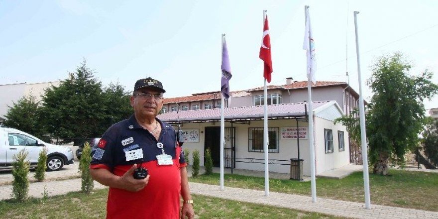 Bayraklı’dan dünyayla iletişim kuruyorlar