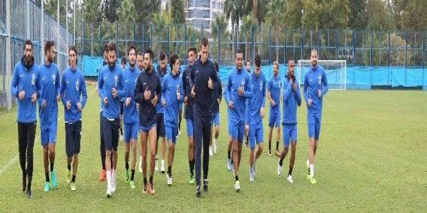 Adana Demirspor yoluna namağlup devam etmek istiyor