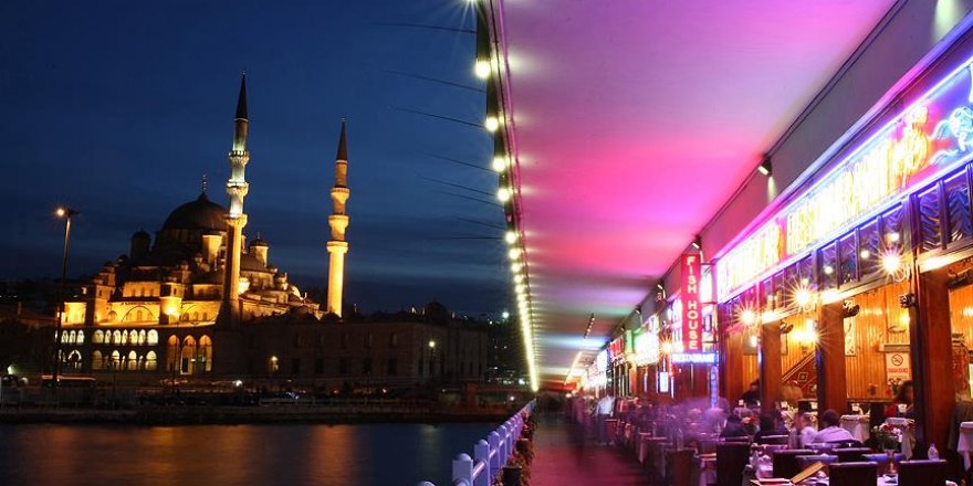 "Yabancılar, İstanbul'da lüks yemeğe yılda 300 milyon dolar ödüyor"