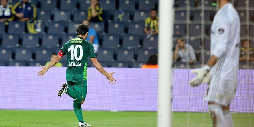 Batalla 'kafasını' çalıştırıyor