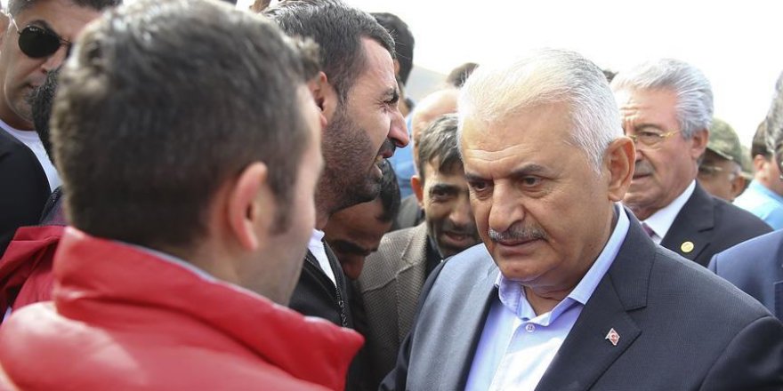 Başbakan Yıldırım'dan Doğubeyazıt'a taziye ziyareti