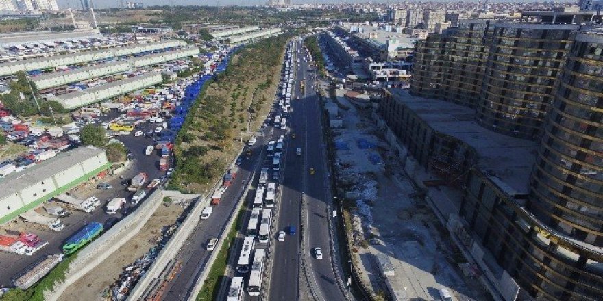 Otogar’daki dönüş çilesi havadan görüntülendi