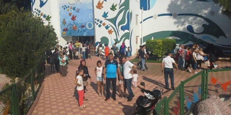 Gaziantep Hayvanat Bahçesin’de bayram yoğunluğu