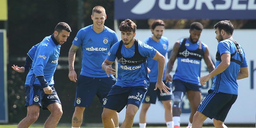 Fenerbahçe ilk galibiyet peşinde