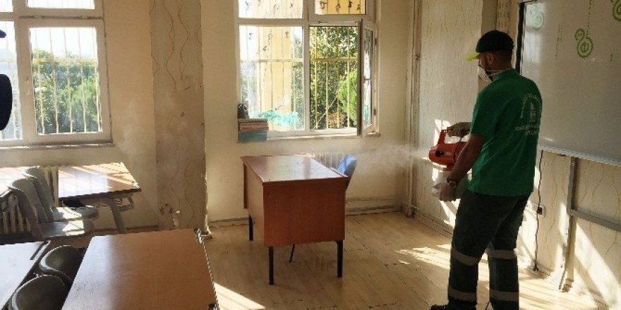 Öğrenciler çiçek kokulu sınıflarda ders başı yapacak