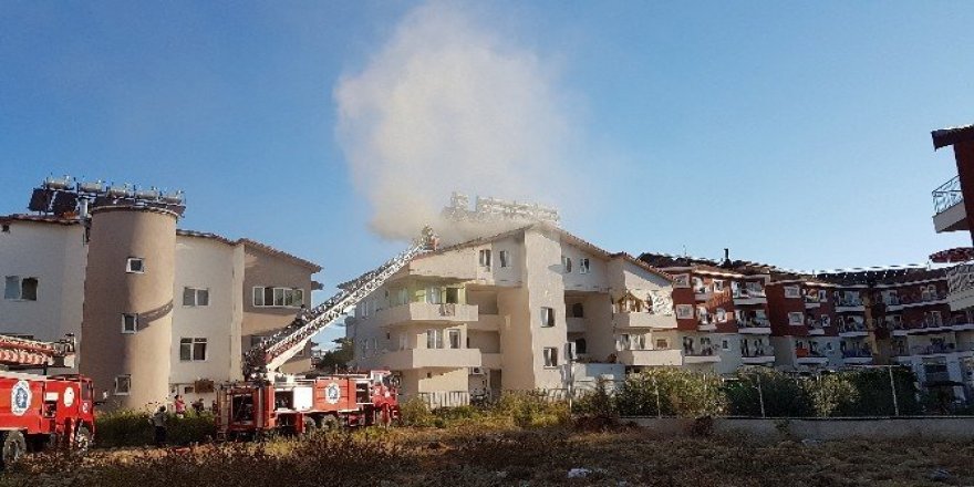 Apart otelde çıkan yangın korkuttu