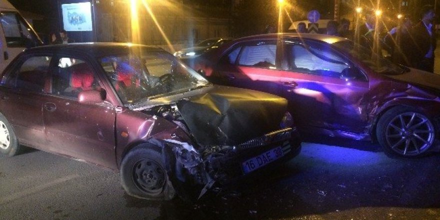 Van’da trafik kazası; 2 yaralı