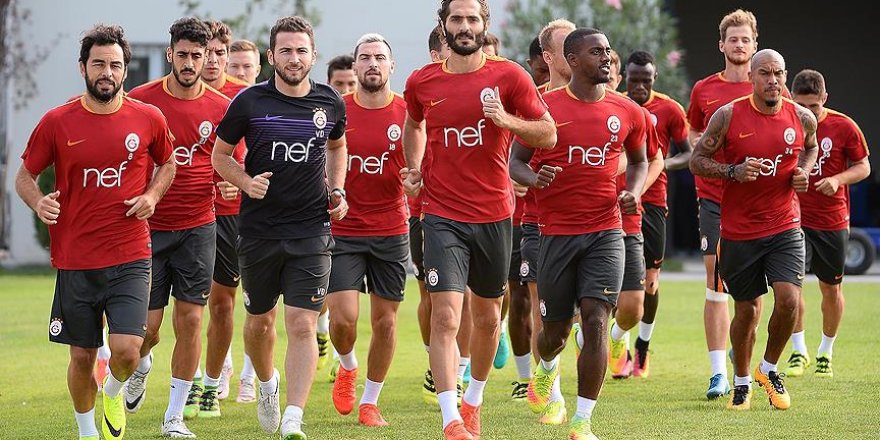 Galatasaray'da derbi mesaisi başladı
