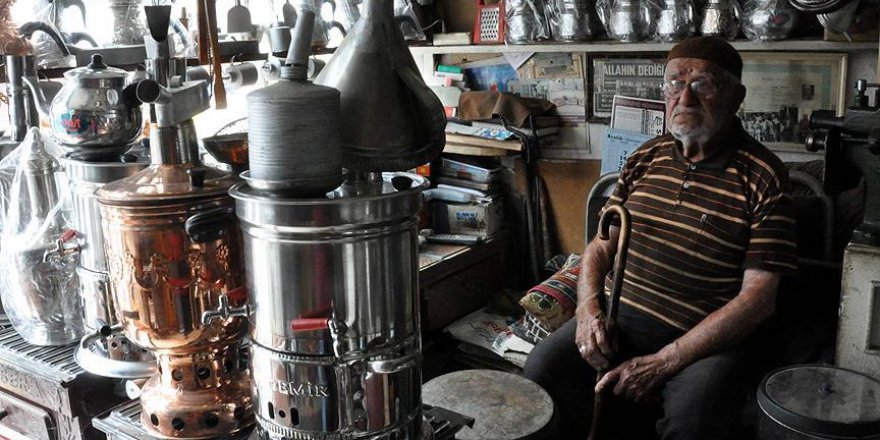'Oğullarına bile öğretemediği' mesleğine veda etti