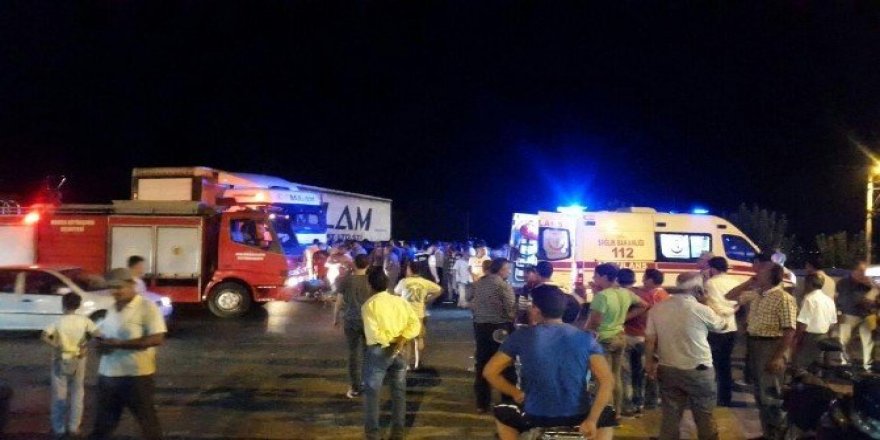 Düğün dönüşü kazada bir aile yok oluyordu