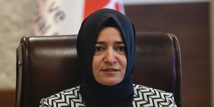 Bakan: 'Şiddet mağduru kadınlarımızın yanındayız'