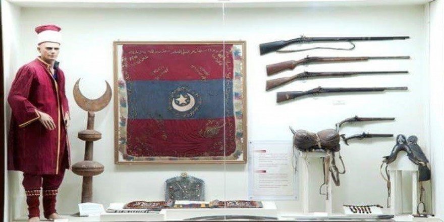 II. Abdülhamit Han’ın verdiği Beylik Sancağı nesilden nesille el değişiyor