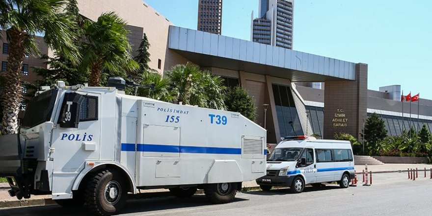 Eski İzmir Vali Yardımcısı İlhan gözaltına alındı