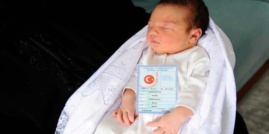 Şehit Ömer Halisdemir'in ismi 251 bebeğe verildi