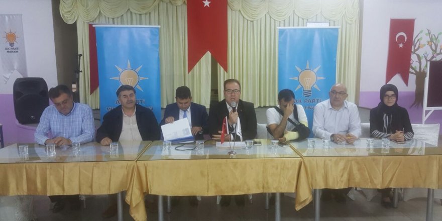 AK Parti Meram’da bayram sonrası ilk mahalleler toplantısı