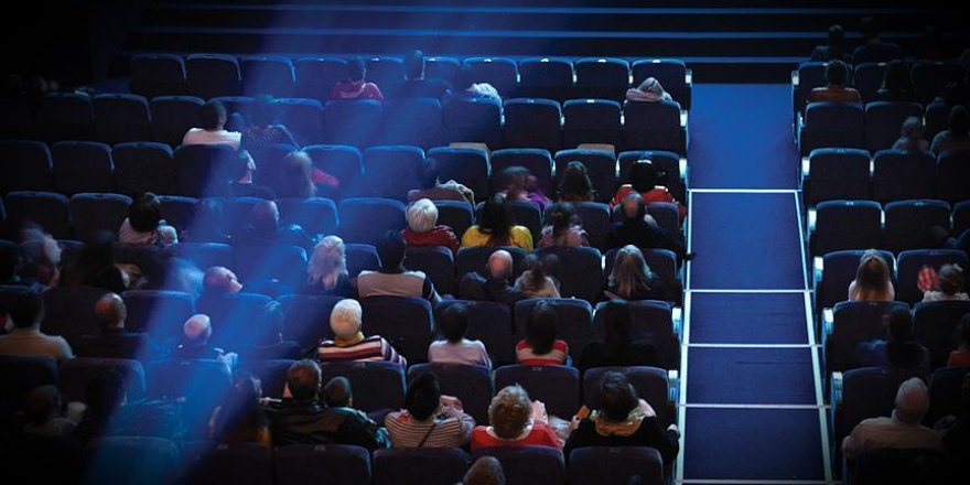 Dram filmi izlemek doğal ağrı kesici etkisi yapıyor