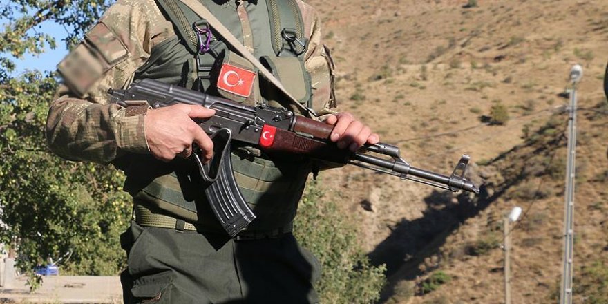 Şehit korucular iş makinelerini koruyordu