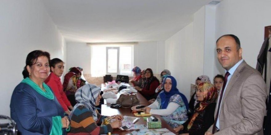Beyşehir KOMEK’te 26 ayrı branşta mesleki eğitim verilecek