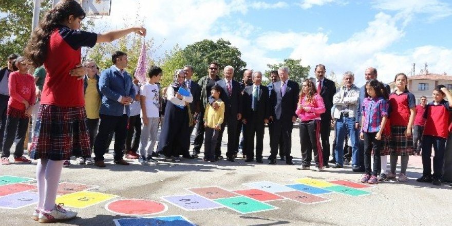 Geleneksel oyunlar okullarda yaşatılıyor