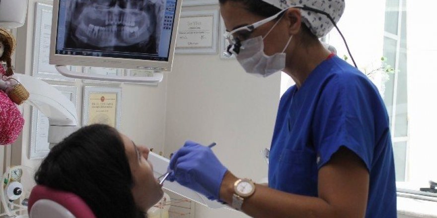 "3 yaşından küçük çocuklar diş macunu kullanmamalı"