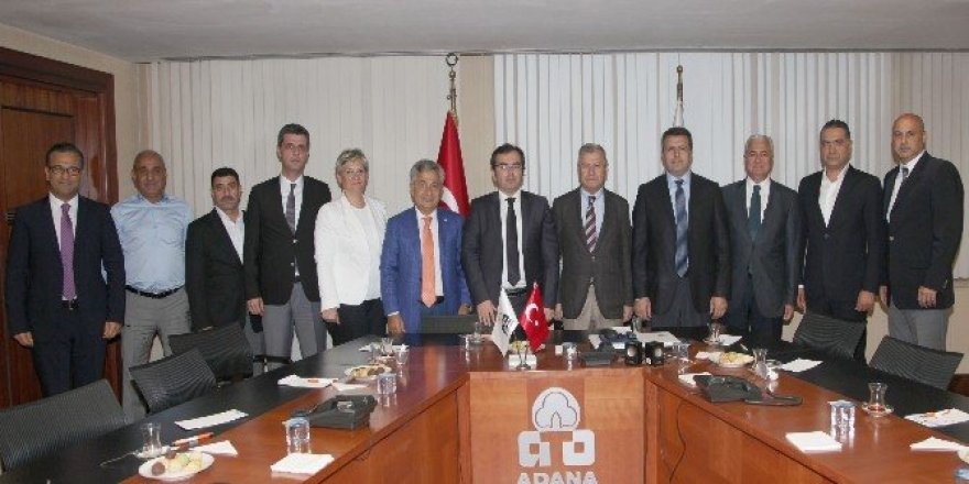 İş dünyasına yapılandırmadan yararlanma çağrısı