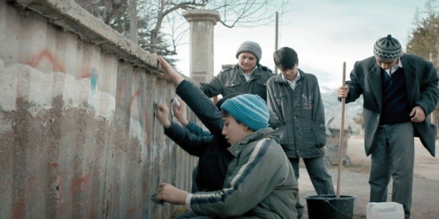 “Mavi Bisiklet” iki büyük festivalde yarışacak