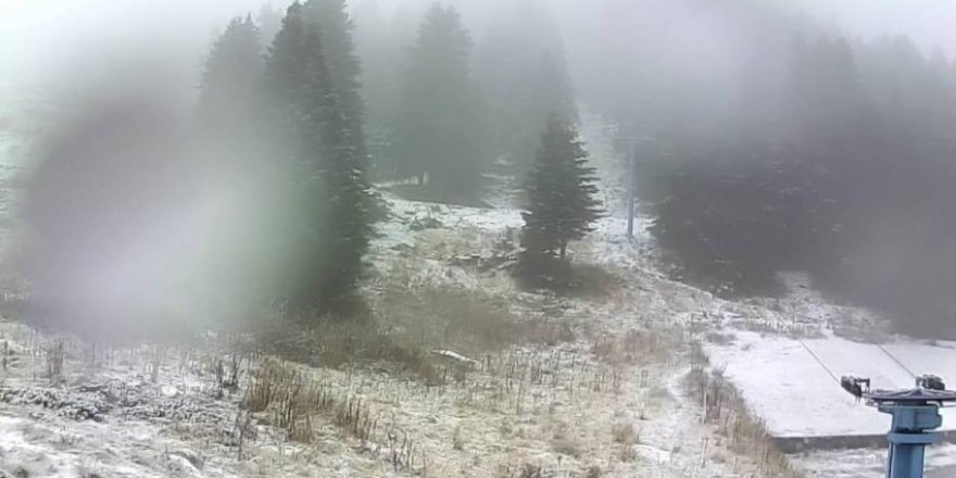 Bolu'ya mevsimin ilk karı yağdı