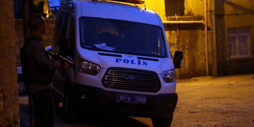 Adana'da terör operasyonu: 14 gözaltı