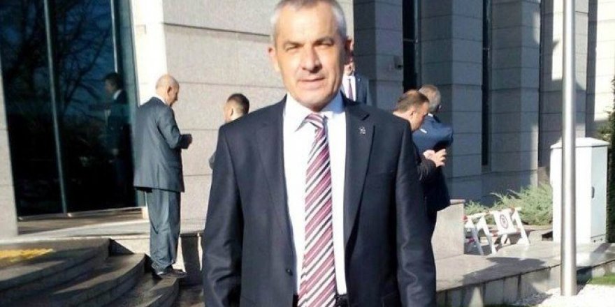 Demokrasi nöbetinde kalp krizi geçiren AK Partili İlçe Başkanı hayatını kaybetti