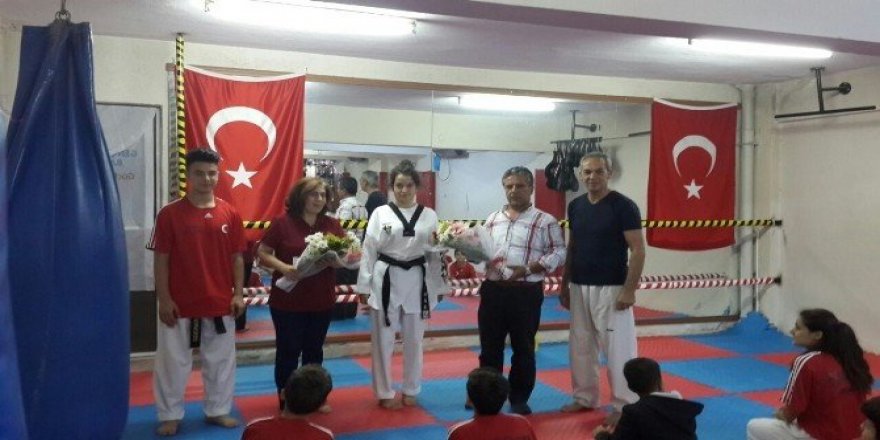 Taekwondoculardan madalya sözü