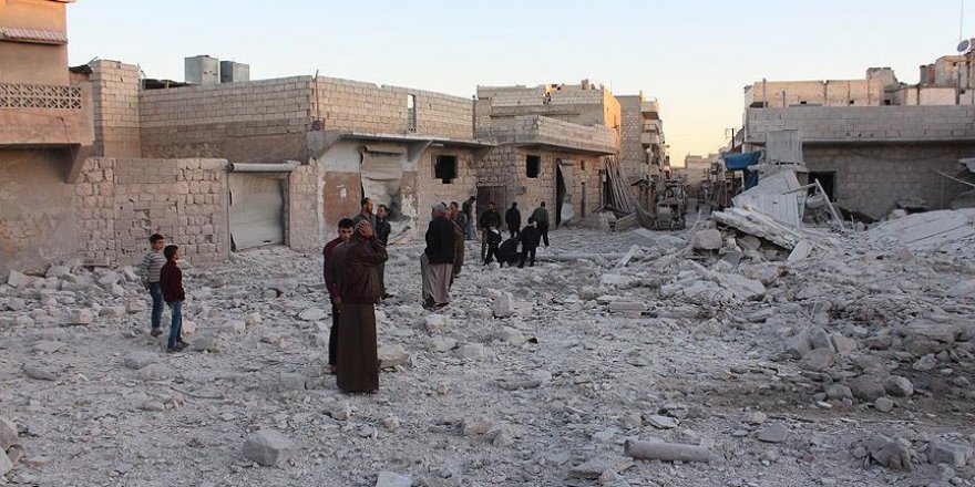 Halep'te rejim ve Rus hava saldırılarında 66 kişi öldü