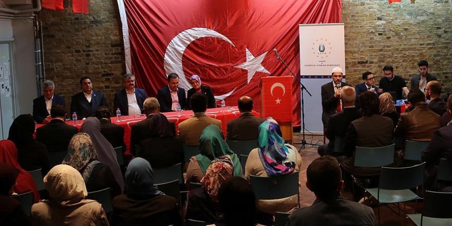 15 Temmuz şehitleri Londra'da anıldı
