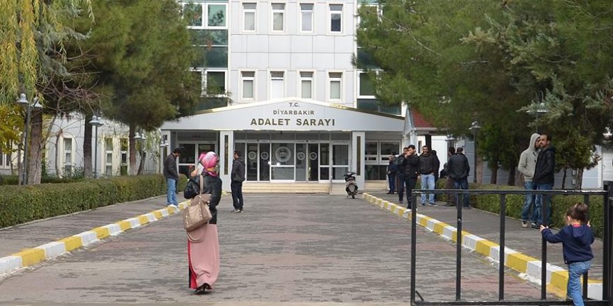 Diyarbakır'da FETÖ ve PKK operasyonu: 14 gözaltı