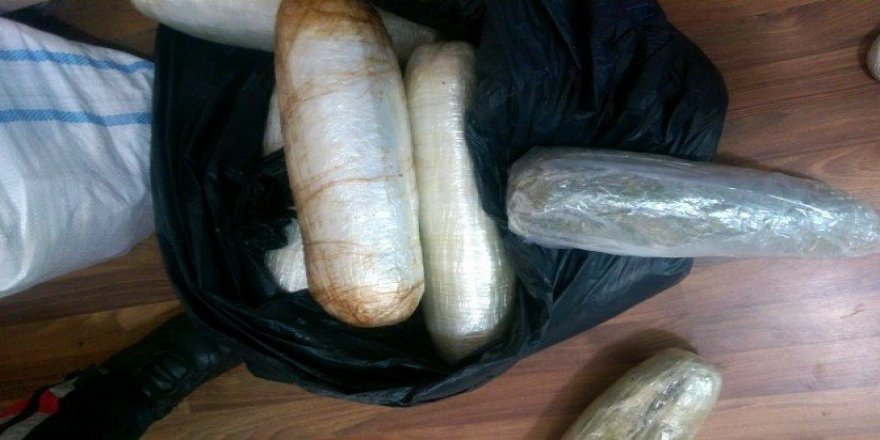 Uşak’ta yolcu otobüslerinde uyuşturucu yakalandı