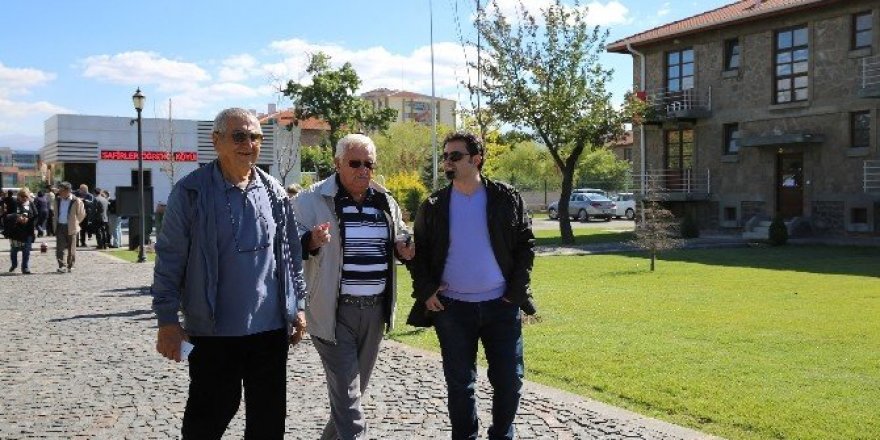 Sümer Kampüsü’nde Anlamlı Buluşma