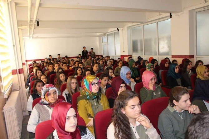 Gizligider, Anadolu Lisesi öğrencileri ile buluştu