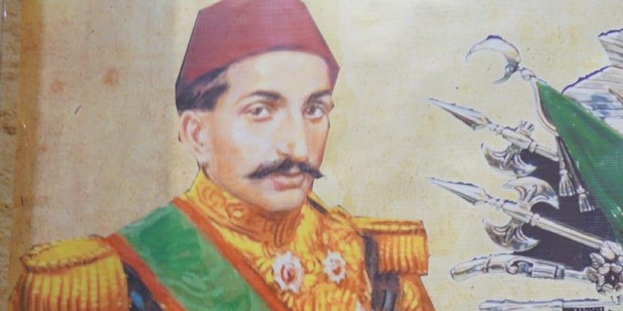 'Kamuoyunu kamplaştırmak için Abdülhamid'e saldırılıyor'