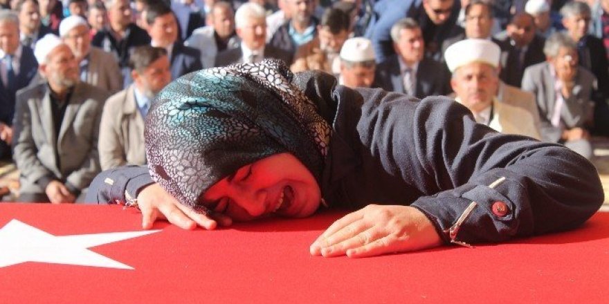 Konyalı şehit Uzman Çavuş son yolculuğuna uğurlandı